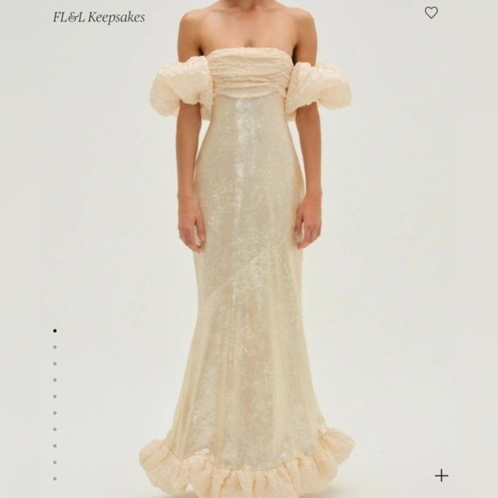 $529 NWT For Love & Lemons Kessie Cream Off-Shoulder Maxi Dress Sz X-Small